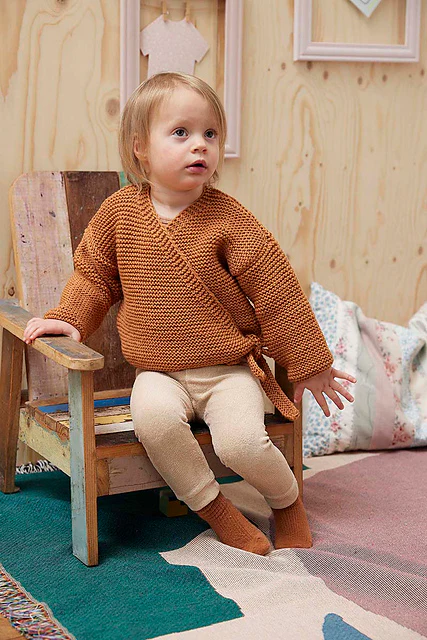 Wrap-over Cardigan Inge by LANGYARNS SWITZERLAND - Image 2