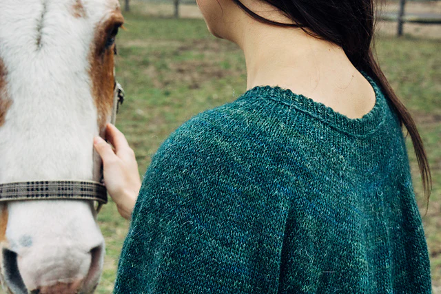 Yésica Lightweight Sweater by Paula Pereira - Image 2