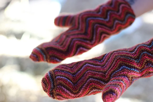Zig Zag Mittens by Irina Poludnenko - Image 3
